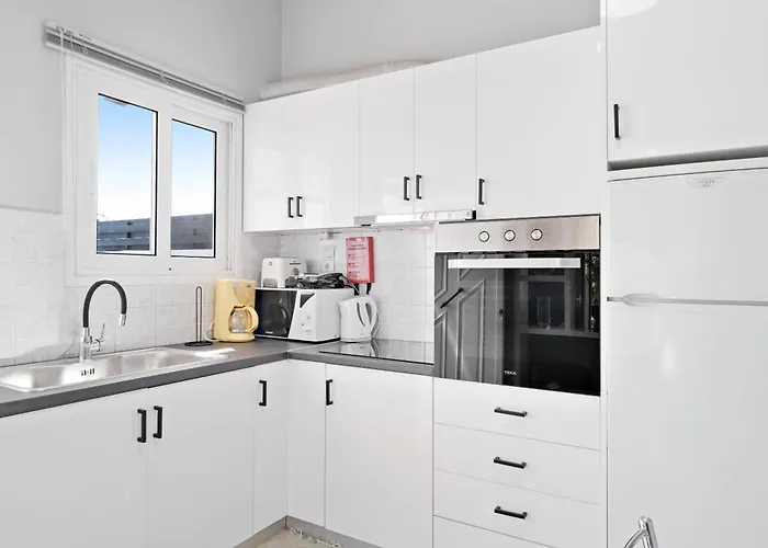 Jimmy's 2 Villa Katomerion